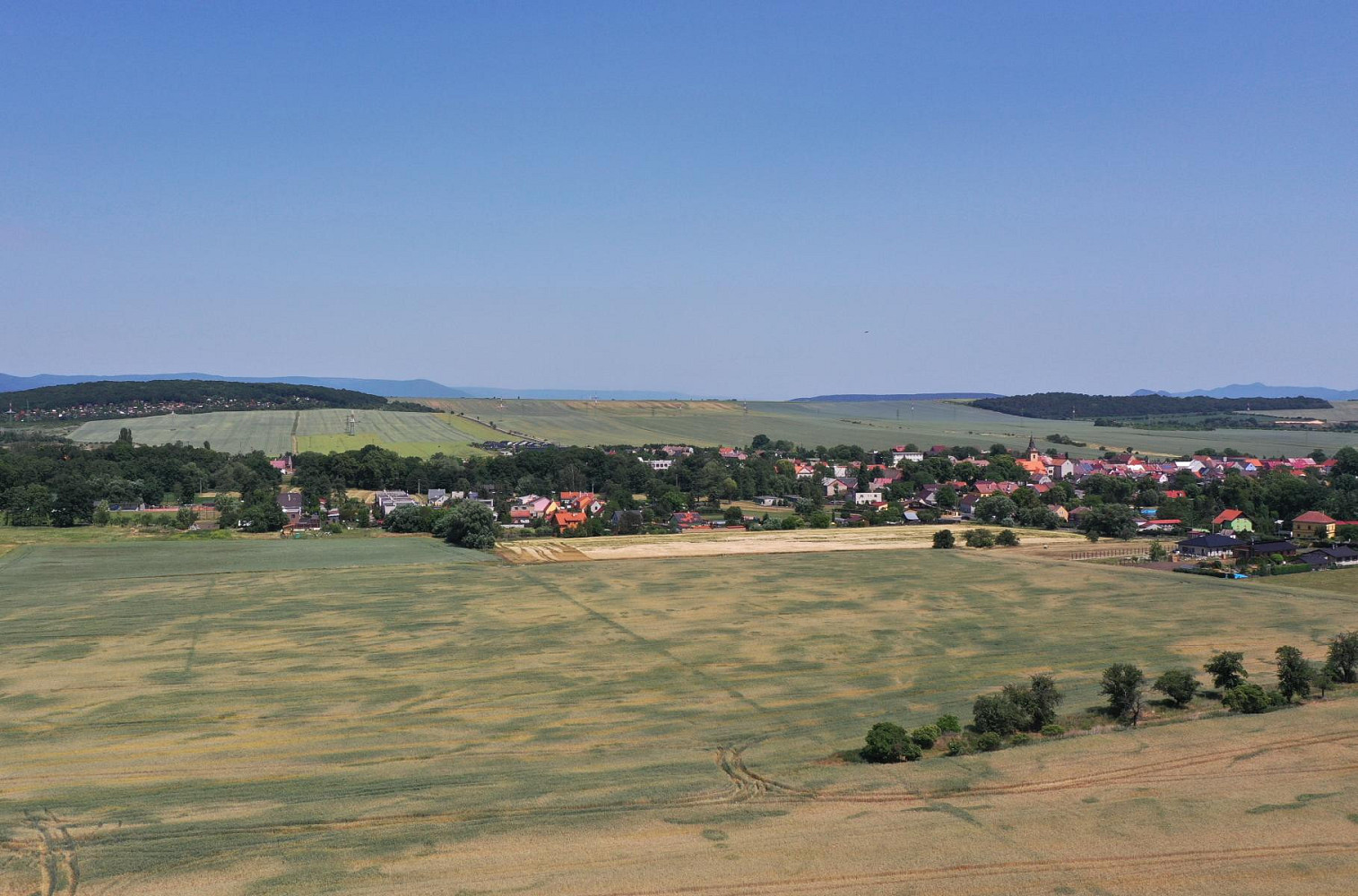 Prodej stavebního pozemku 25 226 m² – pohled 4