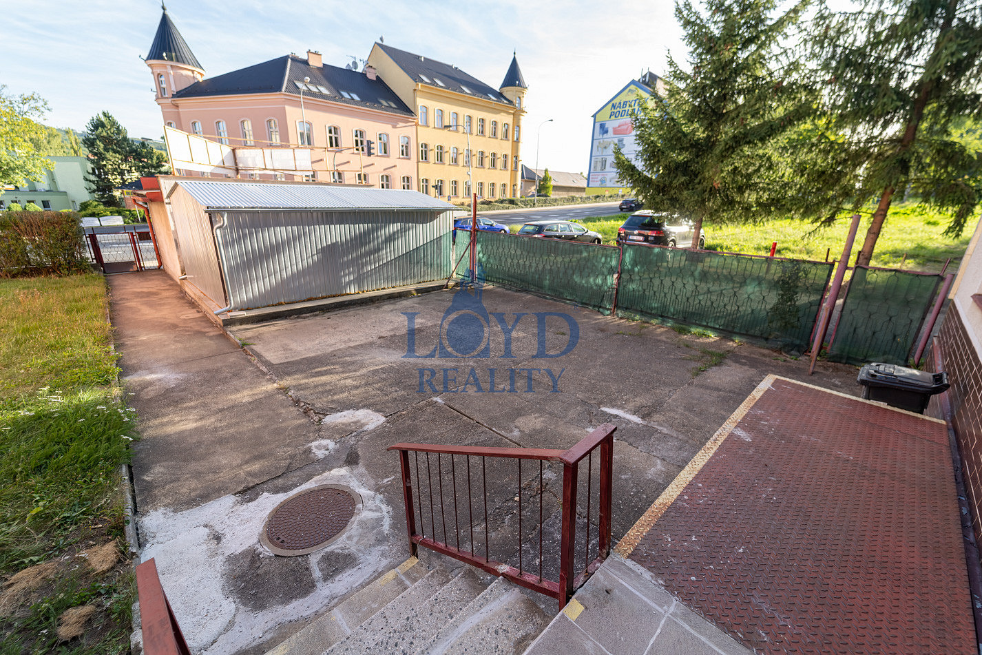 Prodej obchodních prostor 142 m² — photo 4