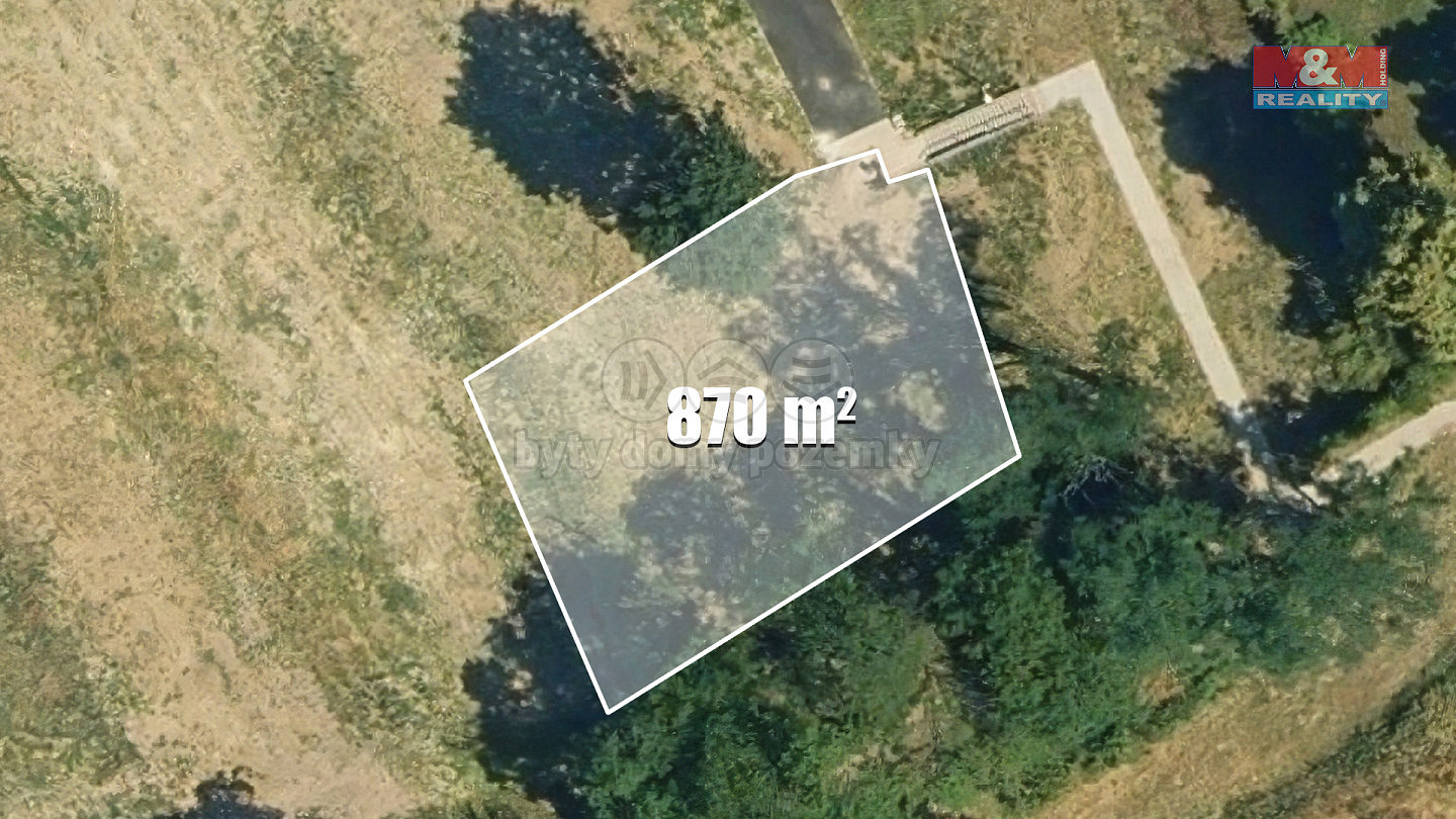 Prodej stavebního pozemku 870 m²