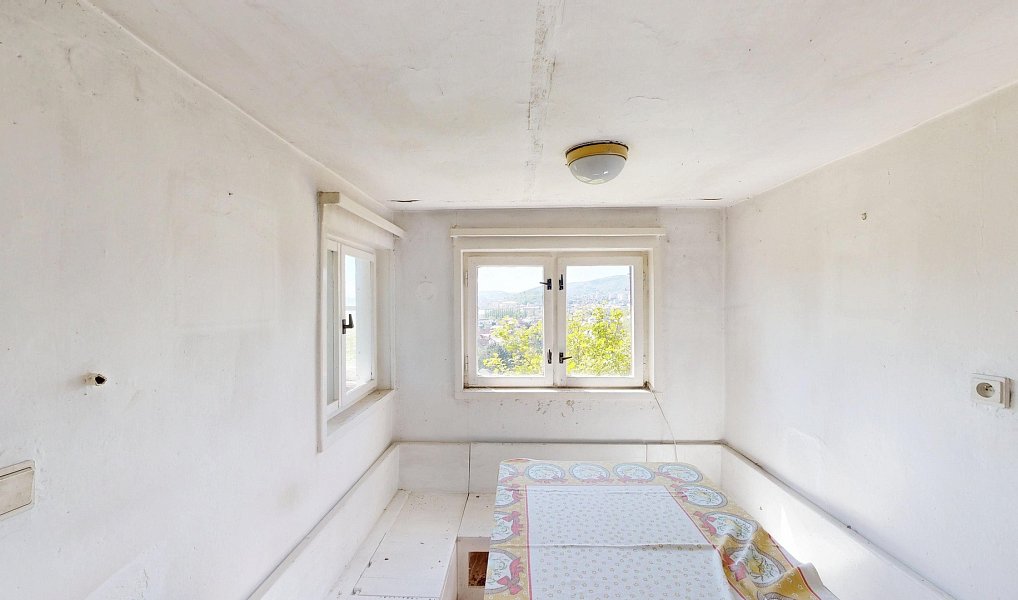 Prodej chaty/chalupy 37 m² s pozemkem 1 052 m², Beroun – náhled fotky 12