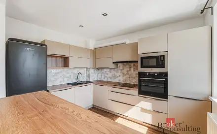 Prodej bytu 3+kk 77 m²