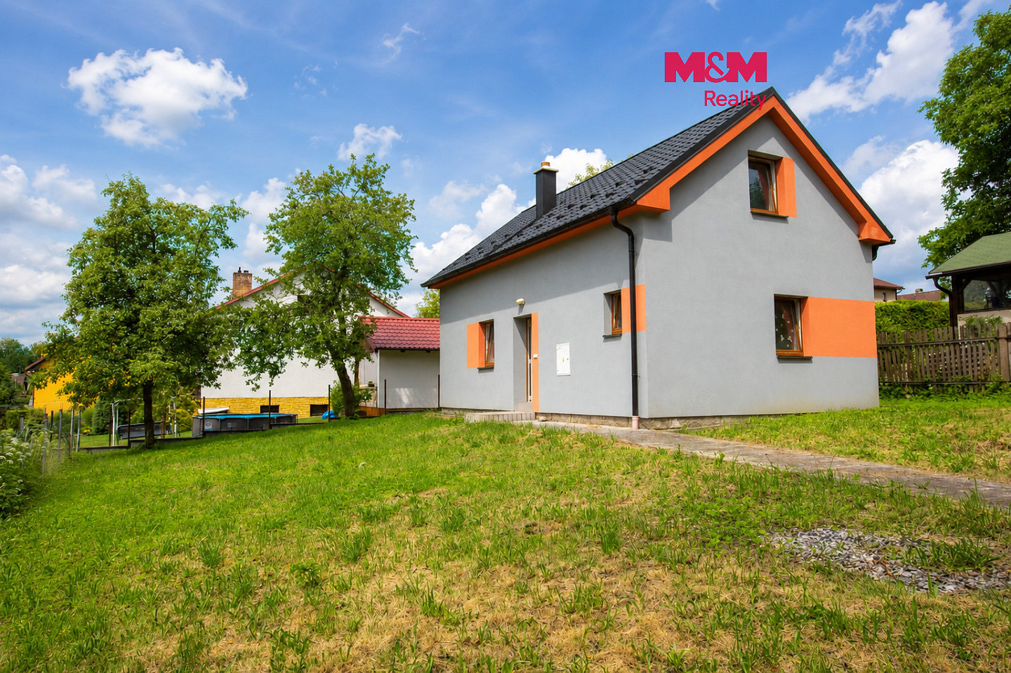 Prodej domu 86 m² s pozemkem 418 m²