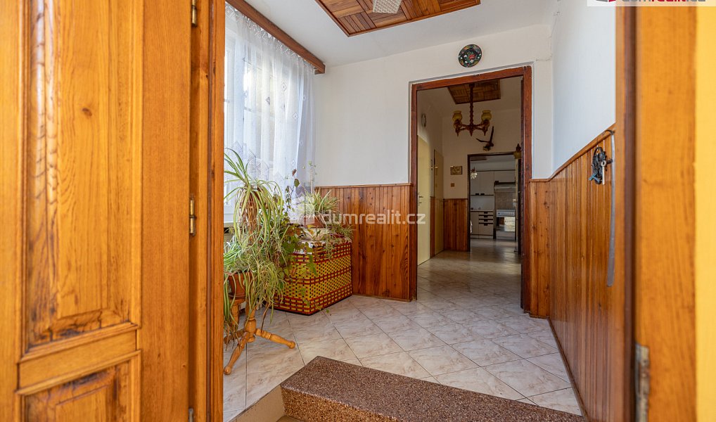 Prodej domu 115 m² s pozemkem 1 316 m², Dobrovíz – náhled fotky 16