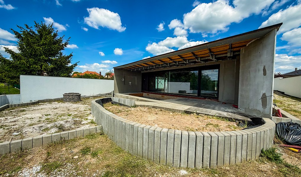 Prodej domu 150 m² s pozemkem 823 m², Suchodol – náhled fotky 2