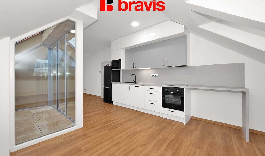 Pronájem bytu 4+kk 89 m², Rosice – náhled fotky 9
