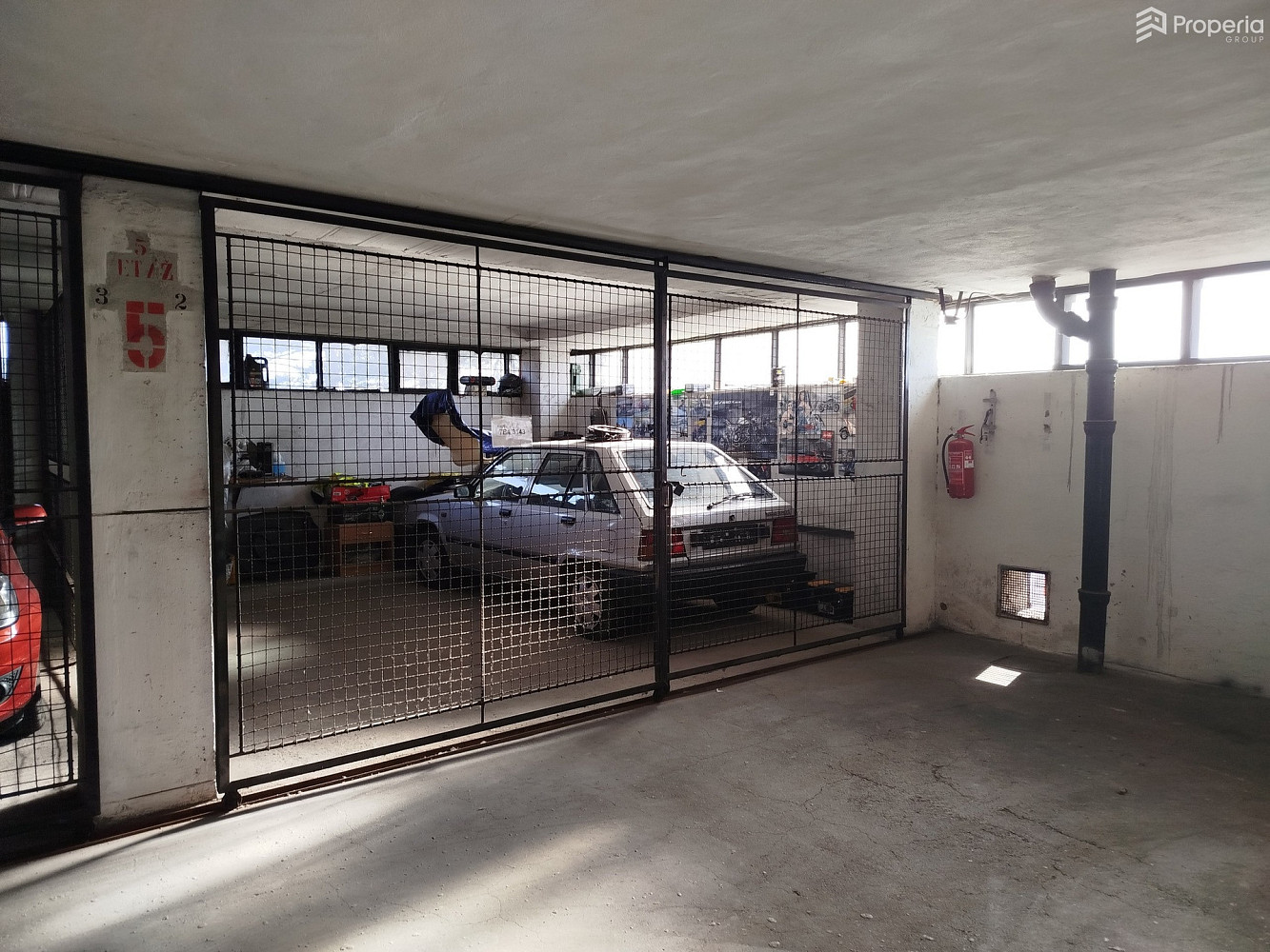 Pronájem garážového stání v parkovacím domě (12 m2), ul. Loosova, Brno - Lesná – fotografie 3