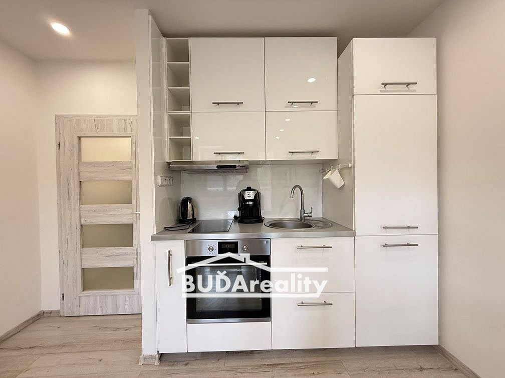 Prodej bytu 1+kk 27 m²
