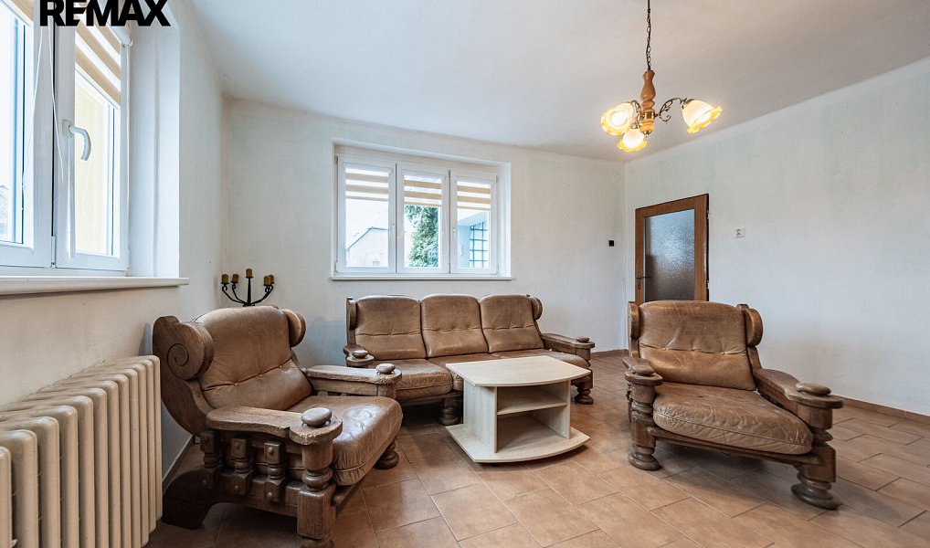 Prodej domu 200 m² s pozemkem 3 180 m², Blatno – náhled fotky 10