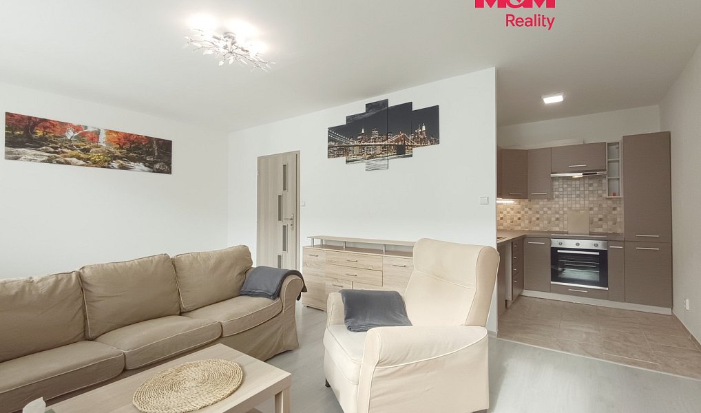 Pronájem bytu 1+kk, 33 m², Kladno, Slaný