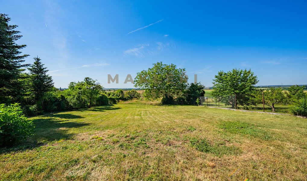 Prodej domu 400 m² s pozemkem 1 899 m², Cítov – náhled fotky 4