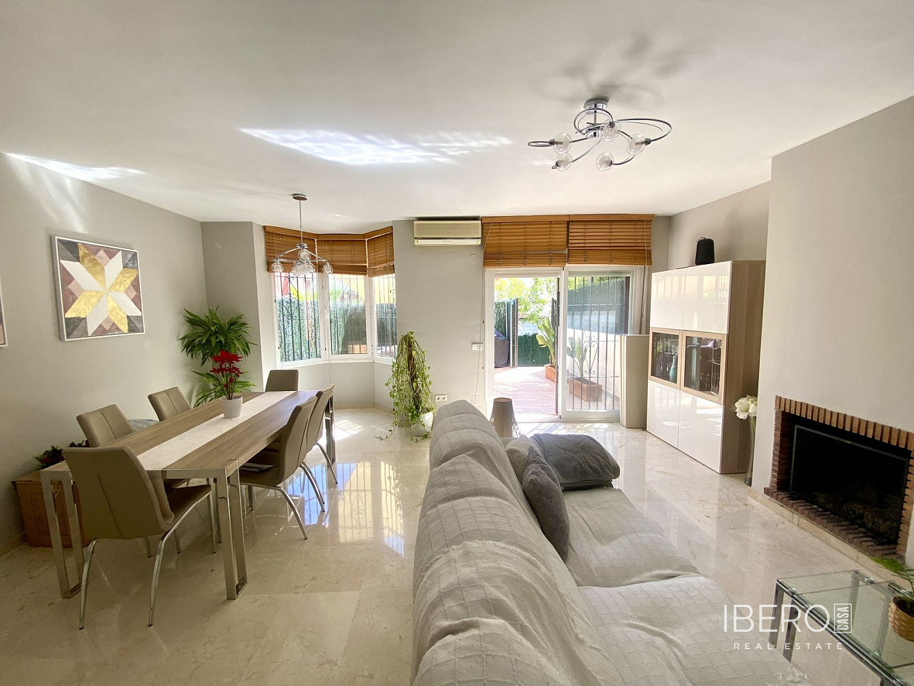 Prodej domu 162 m² s pozemkem 162 m² - Widok 5