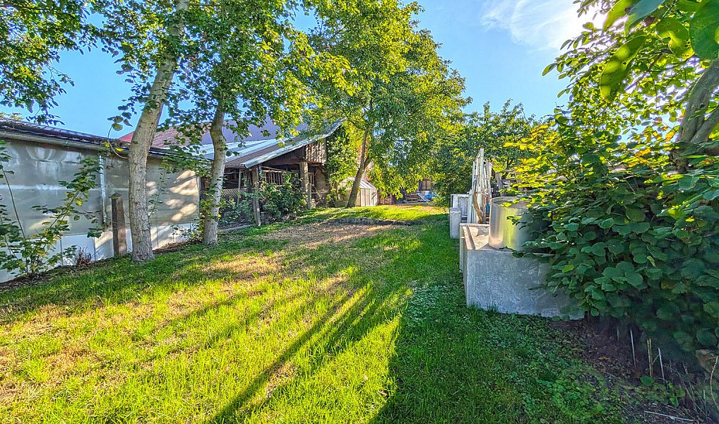 Prodej domu 216 m² s pozemkem 2 040 m², Dobřenice – náhled fotky 33