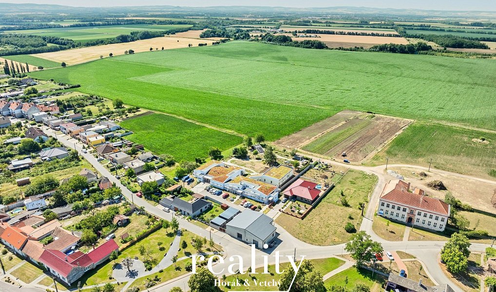 Prodej stavebního pozemku 1 779 m², Šanov – náhled fotky 18