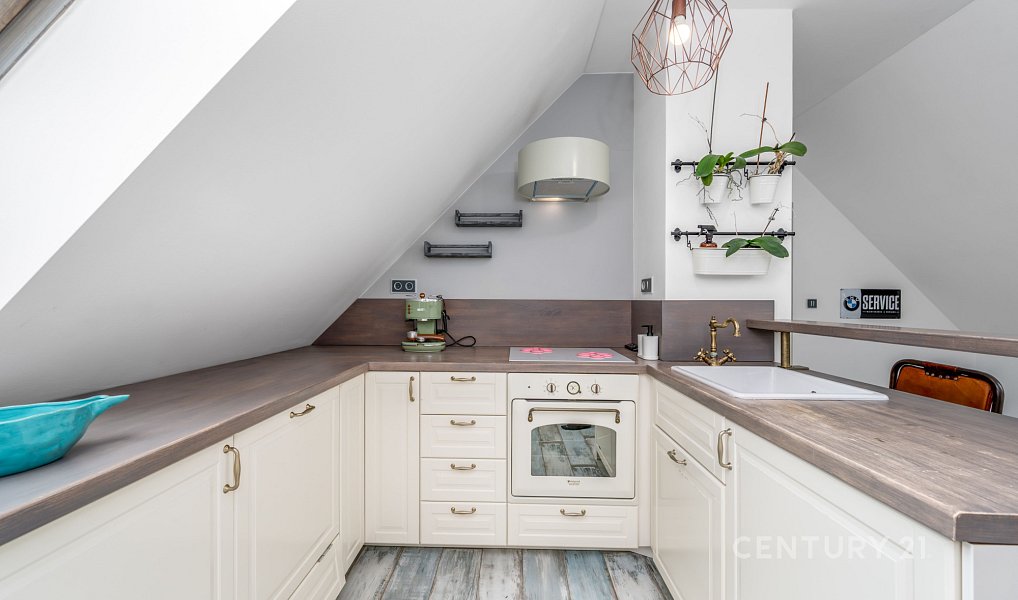 Prodej bytu 2+kk 45 m², Jesenice – náhled fotky 3