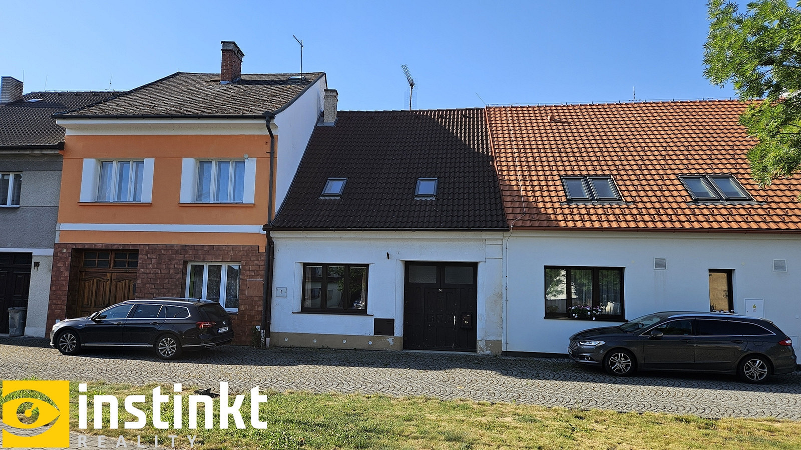 Prodej domu 176 m² s pozemkem 560 m² – fotografie 2
