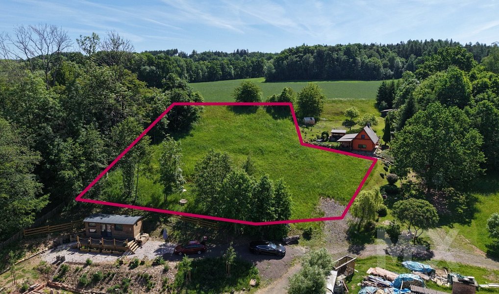 Prodej stavebního pozemku 2 205 m², Úbislavice – náhled fotky 2