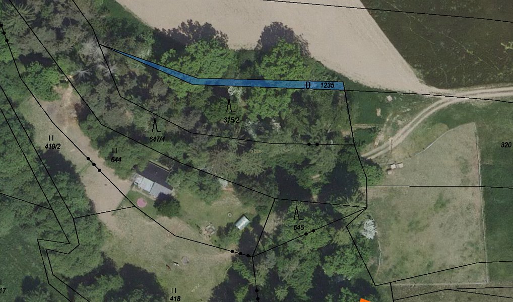 Prodej komerčního pozemku 142 m², Ostředek – fotka 1 z 3