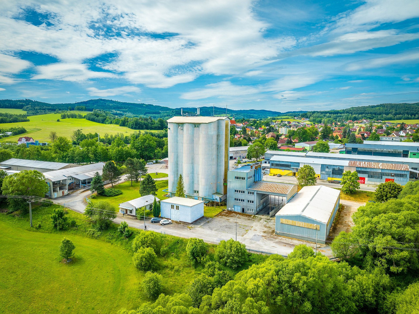 Prodej výrobních prostor 9 957 m²