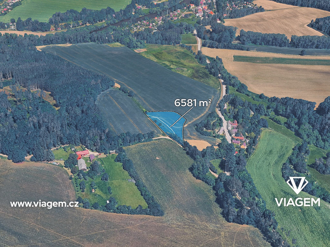 Prodej pole 1 096 m²