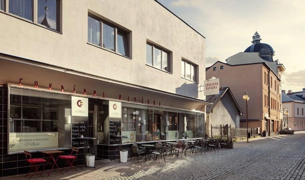 Pronájem obchodních prostor 152 m², Jilemnice – fotka 1 z 5