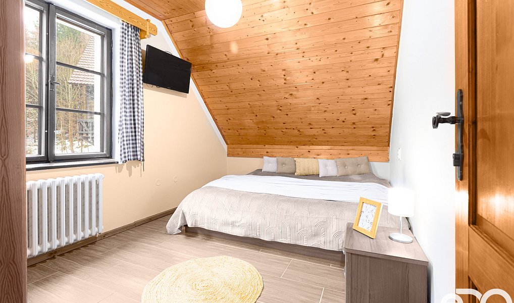 Prodej domu 290 m² s pozemkem 2 010 m², Harrachov – náhled fotky 12