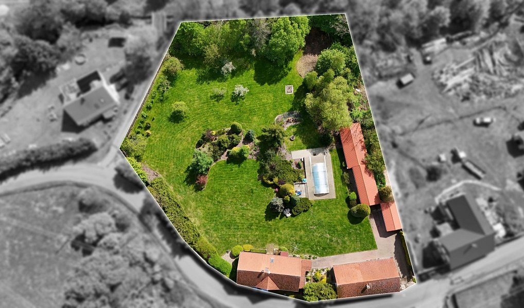 Prodej domu 340 m² s pozemkem 4 725 m², Verneřice – náhled fotky 2