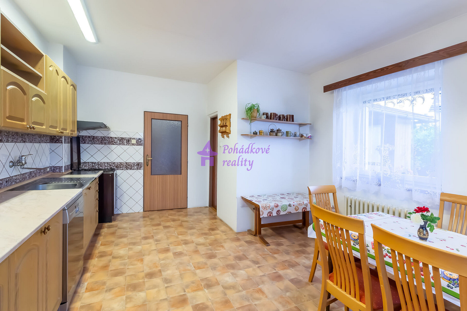 Prodej domu 355 m² s pozemkem 1 921 m², Vikýřovice