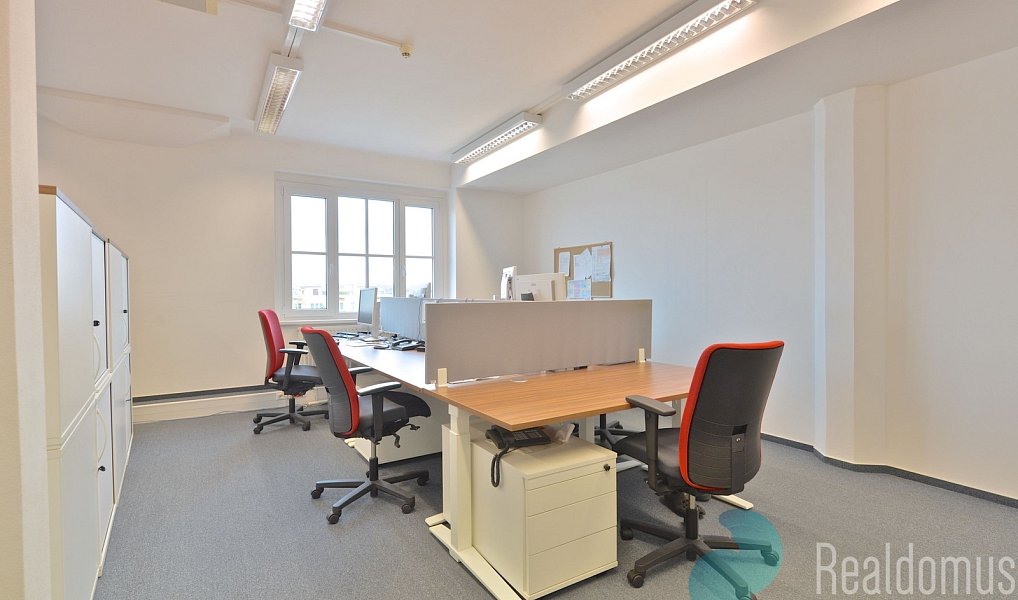 Pronájem kanceláře 100 m², České Budějovice – náhled fotky 4