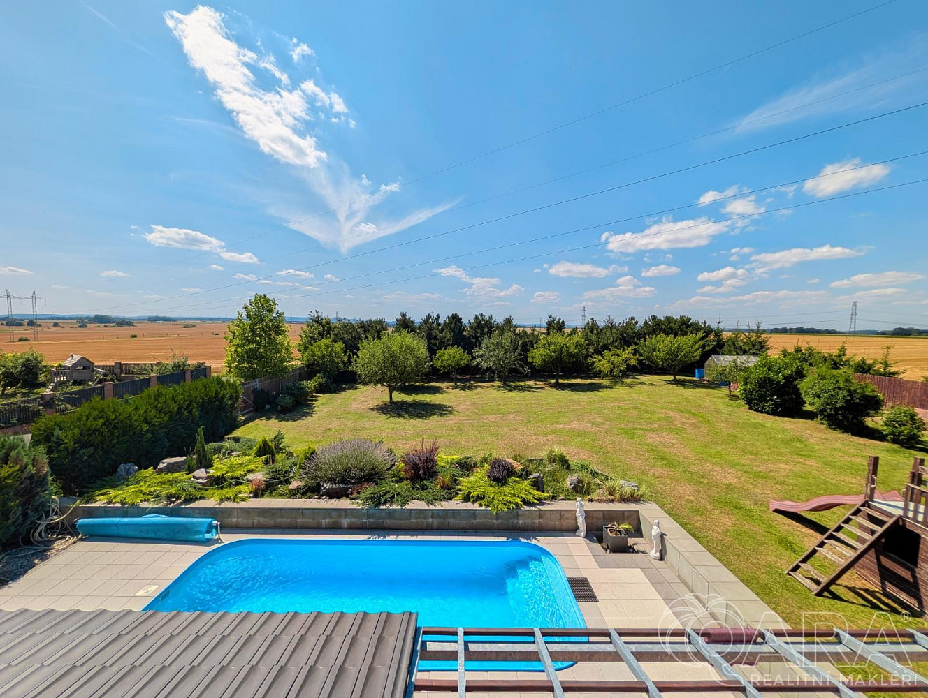 Prodej domu 373 m² s pozemkem 2 175 m² – fotografie 2