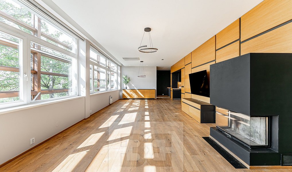 Prodej bytu 6+kk 230 m², Praha – fotka 1 z 31
