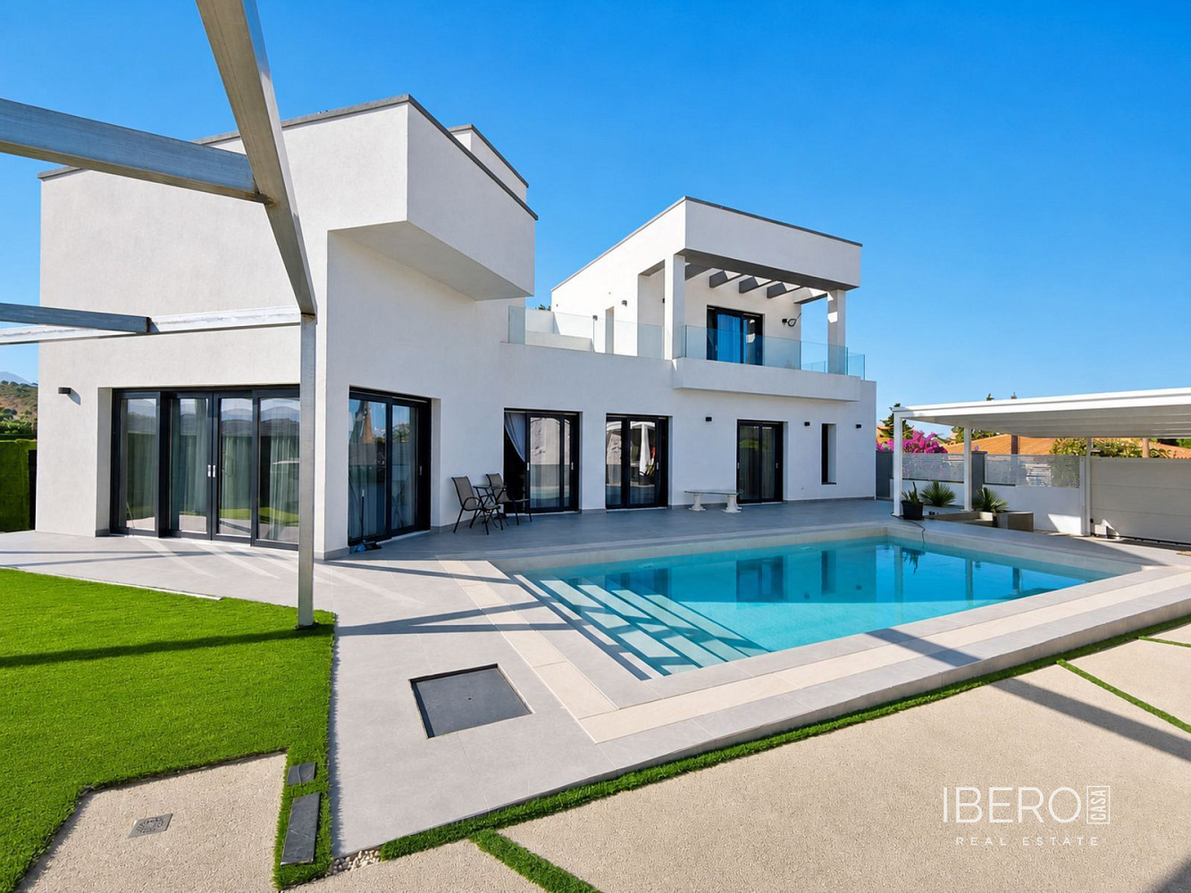 Casa 5+kk – Estepona, Barriada Islas Canarias