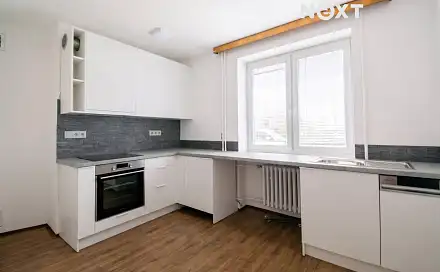 Pronájem bytu 3+1 100 m², L. Váchy, Zlín - Prštné