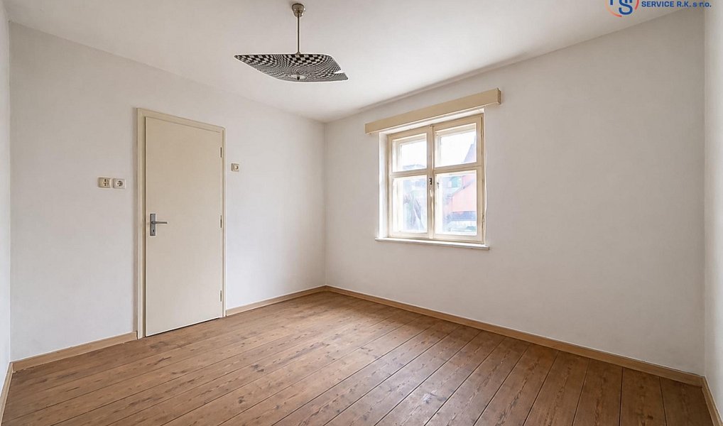 Prodej domu 180 m² s pozemkem 234 m², Kojetín – náhled fotky 12