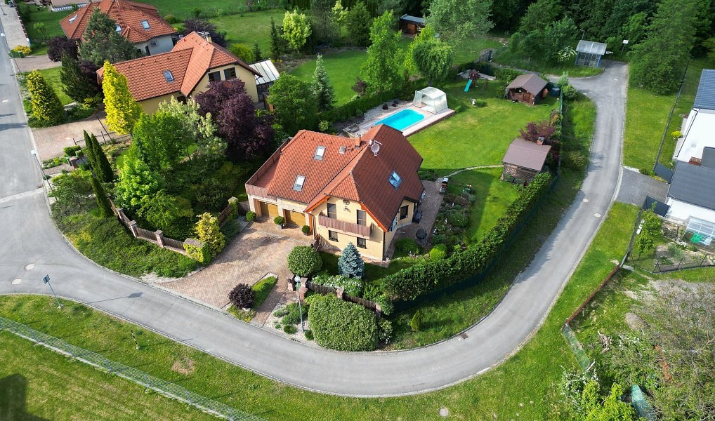 Prodej domu 250 m² s pozemkem 1 350 m², Havířov – náhled fotky 2