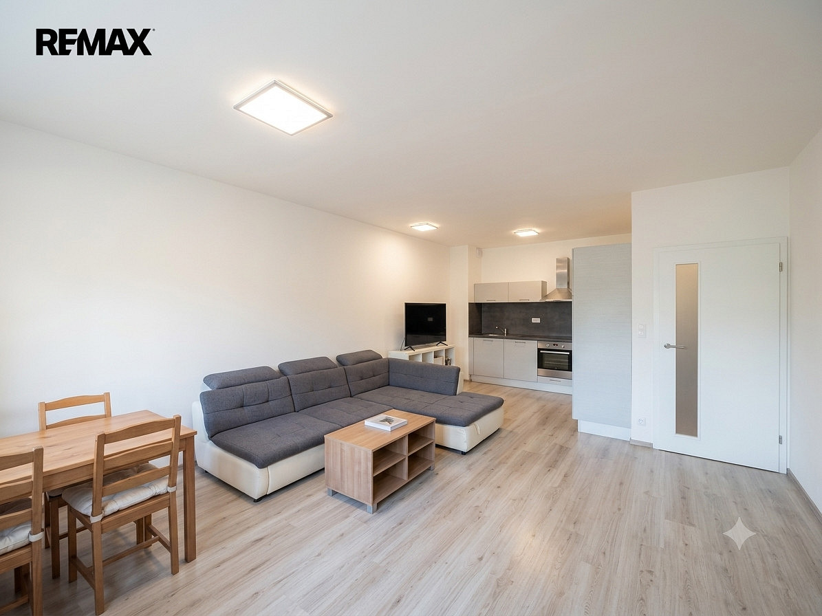 Pronájem bytu 2+kk 58 m²