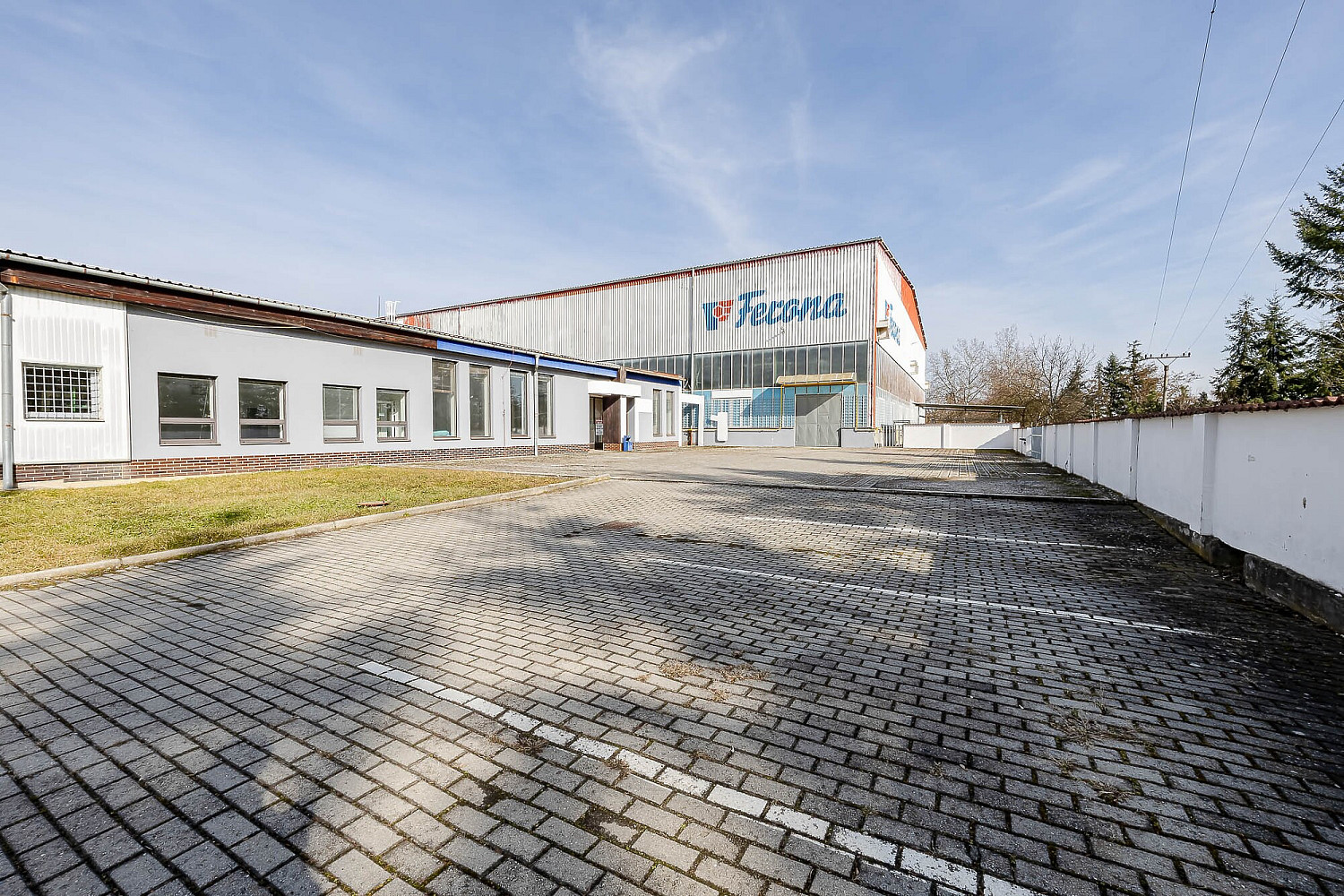 Pronájem obchodních prostor 299 m² ve Starém Městě