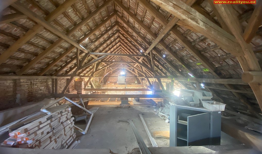 Prodej domu 201 m² s pozemkem 762 m², Slavětín nad Metují – náhled fotky 8