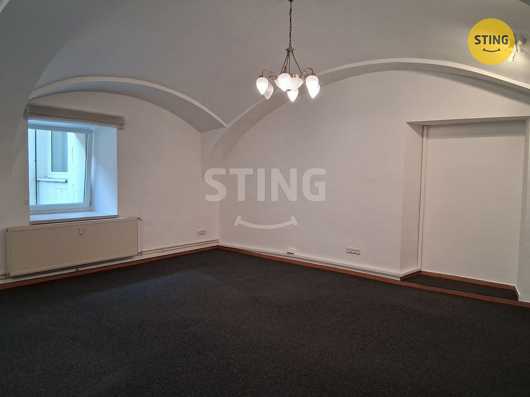 Pronájem obchodních prostor 58 m² – fotografie 2