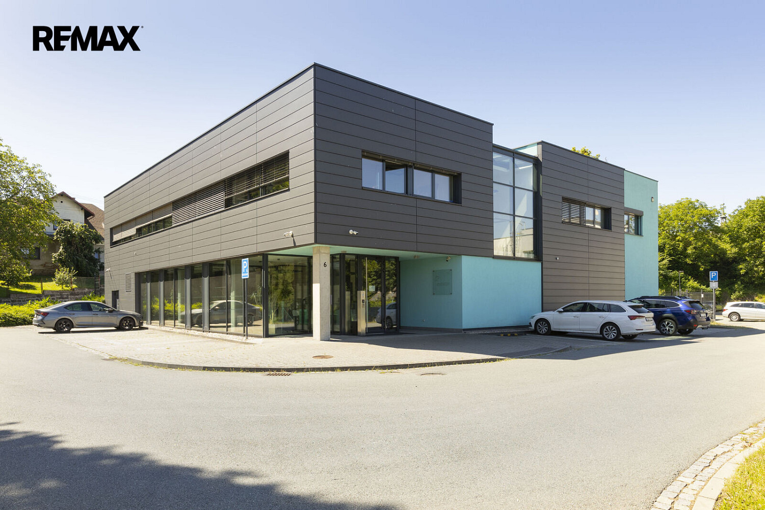 Prodej kanceláře 1 150 m²