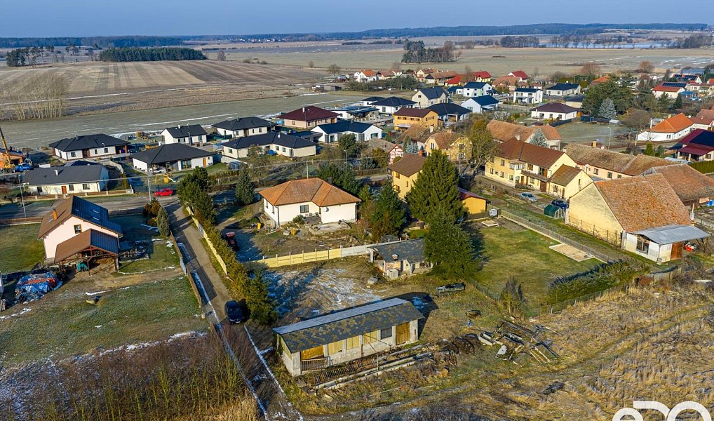 Prodej stavebního pozemku 921 m², Strašov – náhled fotky 9