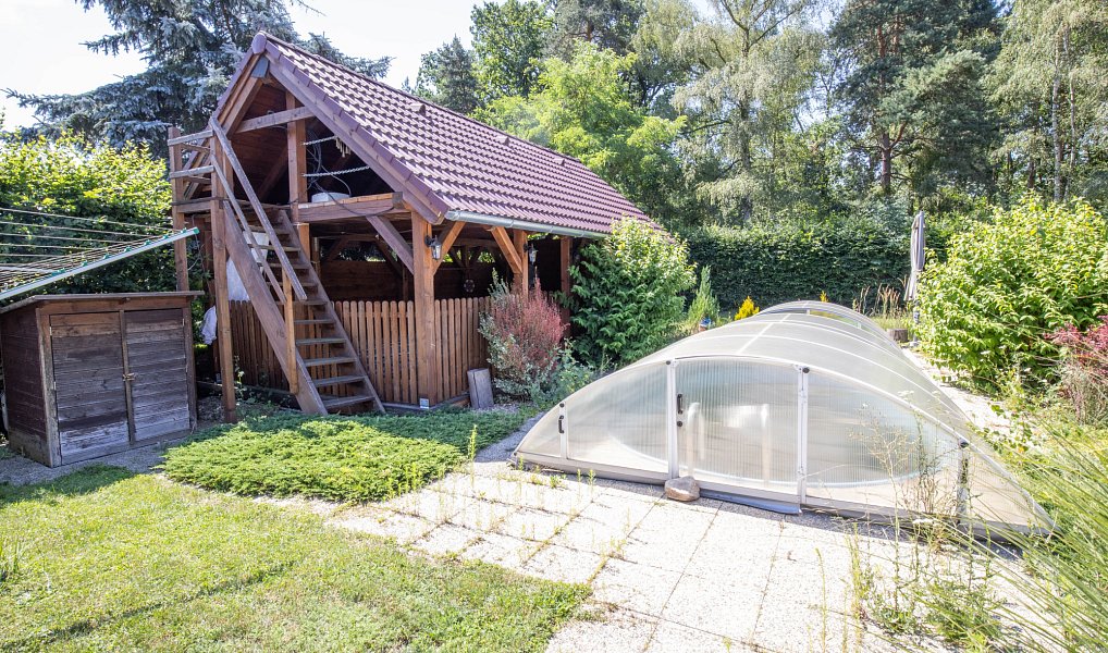 Prodej domu 400 m² s pozemkem 1 764 m², Sezemice – náhled fotky 16