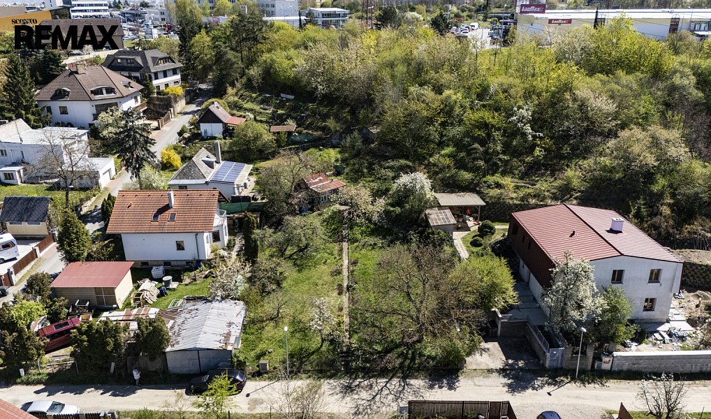 Prodej stavebního pozemku 763 m², Praha – fotka 1 z 10