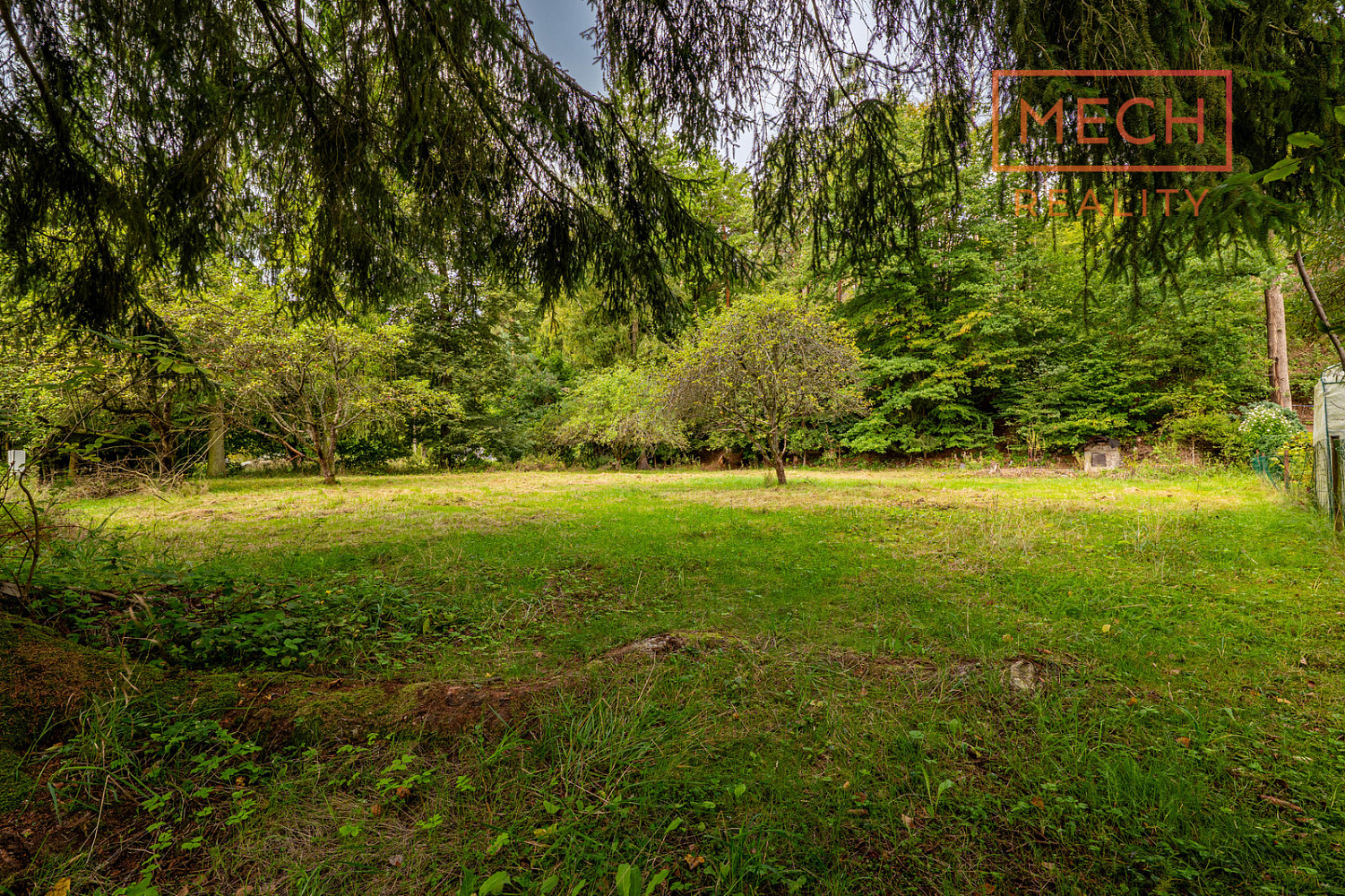 Prodej stavebního pozemku 1 248 m² – fotografie 3