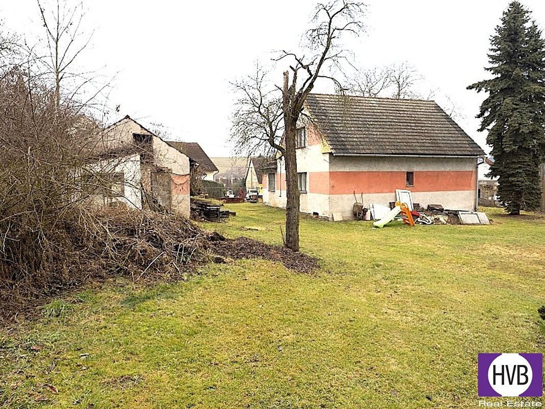 Prodej stavebního pozemku 1 298 m² — photo 2
