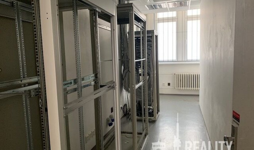 Pronájem kanceláře 347 m², Praha – náhled fotky 28