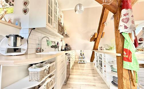 Prodej domu 244 m² s pozemkem 1 483 m², Hrobčice - Razice, okres Teplice