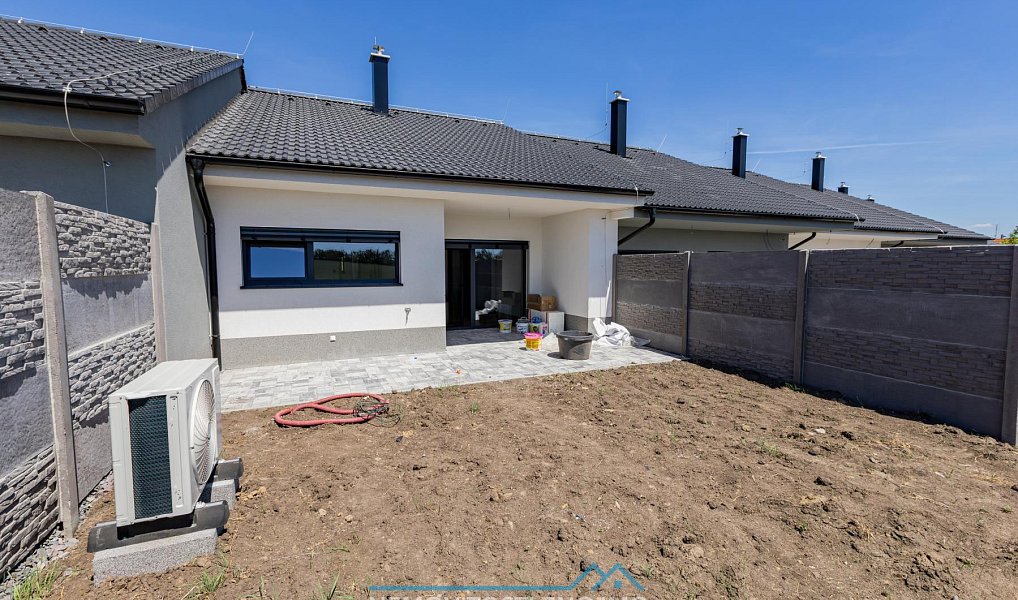 Prodej domu 82 m² s pozemkem 385 m², Znojmo – náhled fotky 20