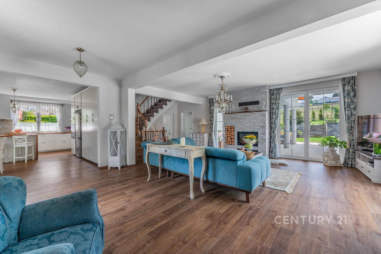 Prodej domu 340 m² s pozemkem 1 893 m² – fotografie 4