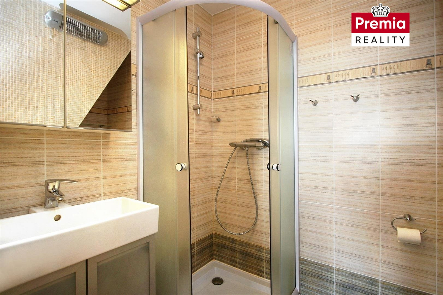 Pronájem bytu 1+kk 40 m² — photo 3