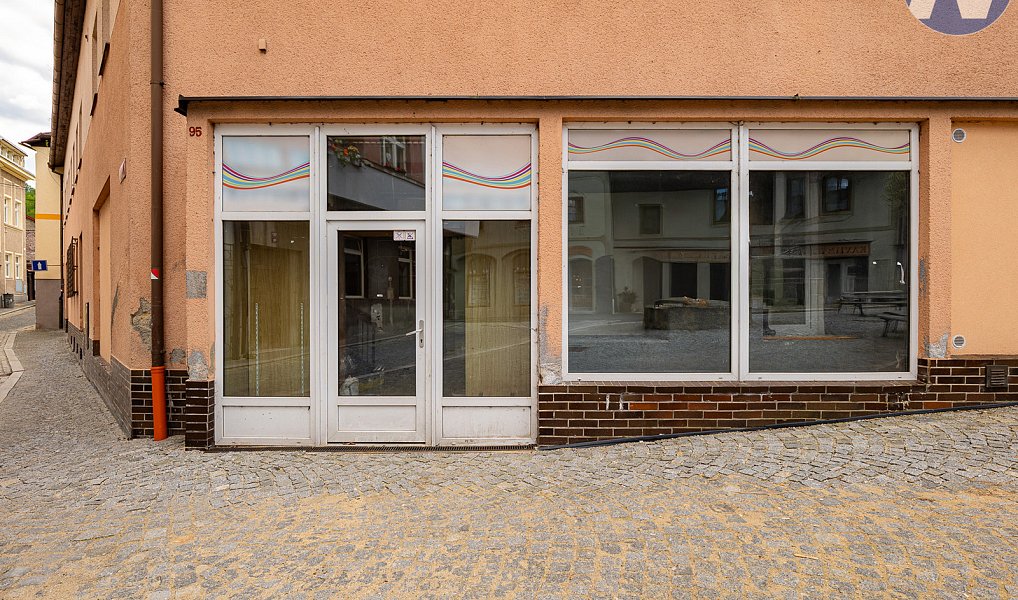 Prodej obchodních prostor 460 m², Vimperk – náhled fotky 2